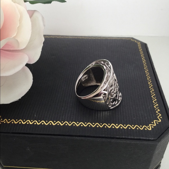 Sterling Ring - Picture 5 of 6